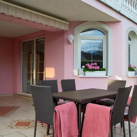 Wow Liptov House